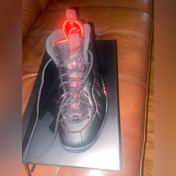 Black/red Nike foamposite 4.5Y/ 5.5W